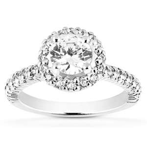 Goldara, 18k halo engagement ring