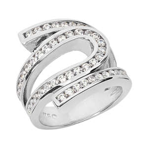 Goldara, 18k knot pave diamond ring