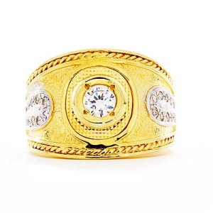 Goldara, Men's 18K Vintage Fancy Ring