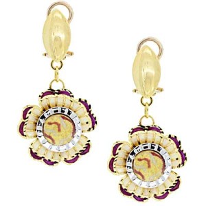 Goldara, 18K Daisy Drop Earrings