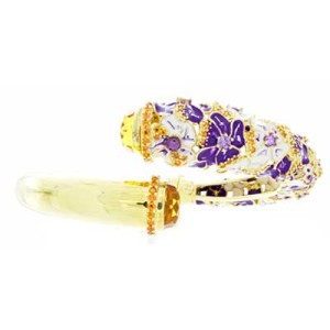 Goldara, 18K Floral Bypass Bangle