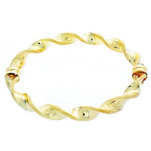 Goldara, 18K Greek Key Twist Bracelet